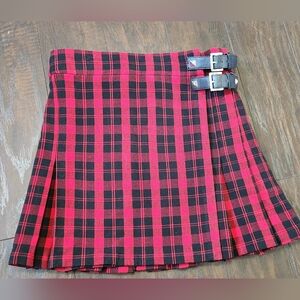 Michael Kors Red Plaid Pleated Mini Skirt with Buckle Detail Sz 4